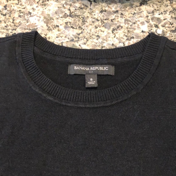 Banana Republic Sweater - Black - Small - SOFT - Picture 3 of 4